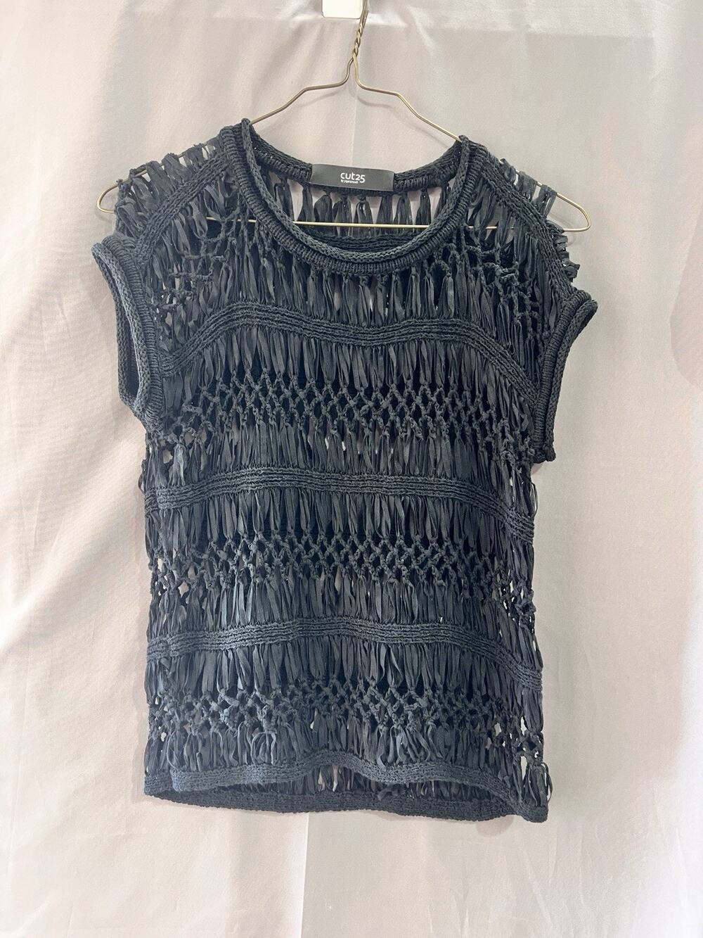 Cut25 by Yigal Azrouël black ribbon yarn knit top Size XS TG2135 Grunge Retro